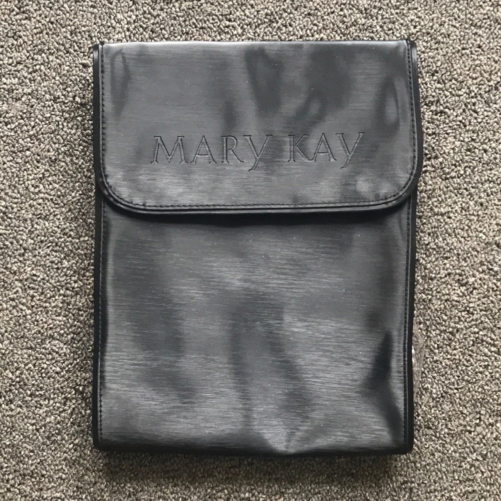 Makeup bag NWOT